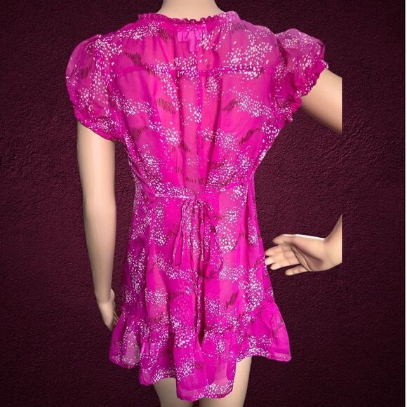 Liz Lange maternity top  - Picture 2 of 7